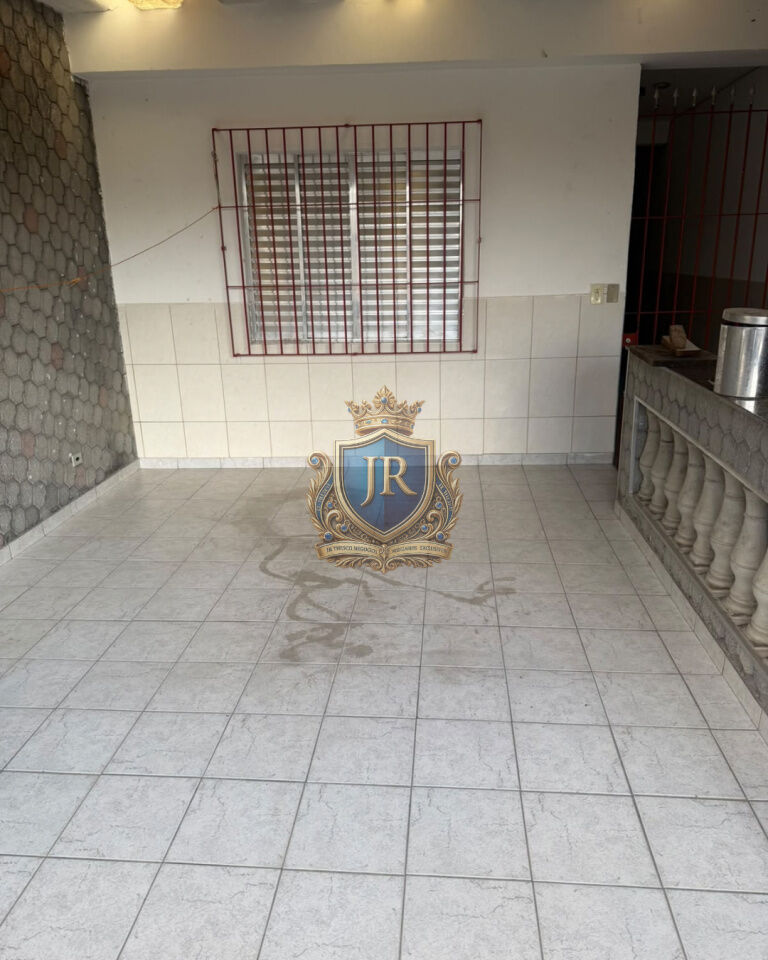 Sobrado á venda no Parque Cocaia